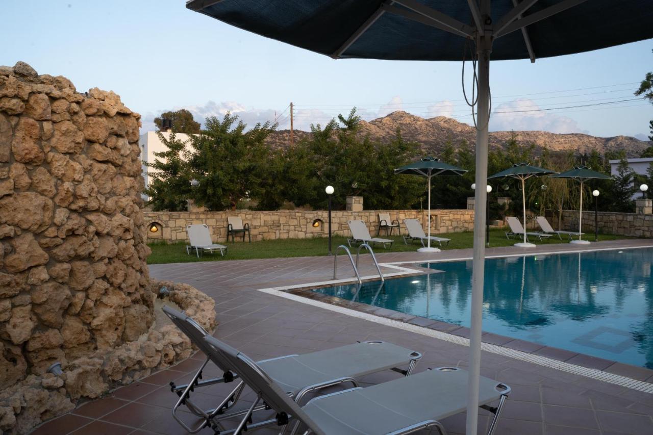 ماتالا Dimitris Villa Hotel المظهر الخارجي الصورة
